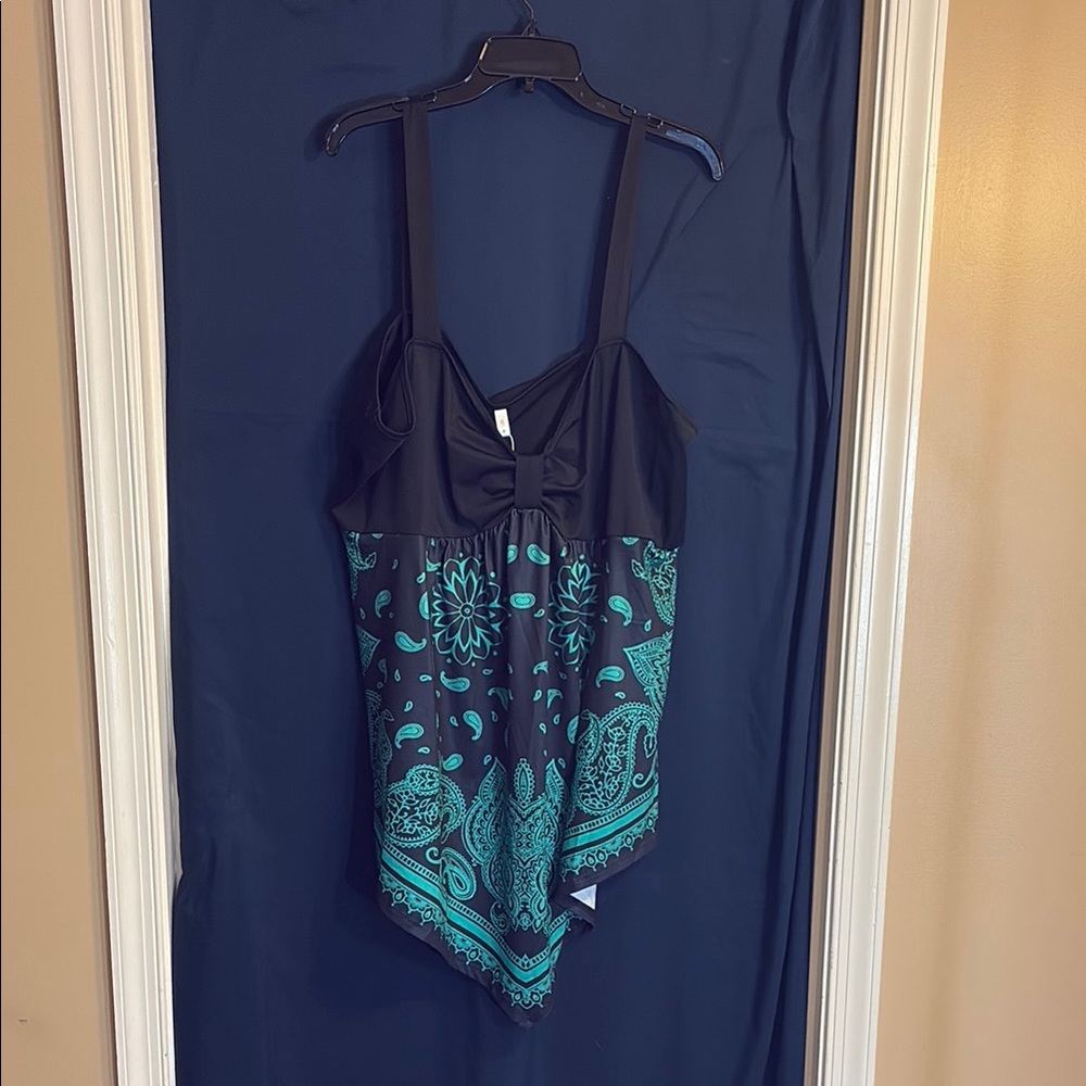 Rosegal Black and Teal Tank Top